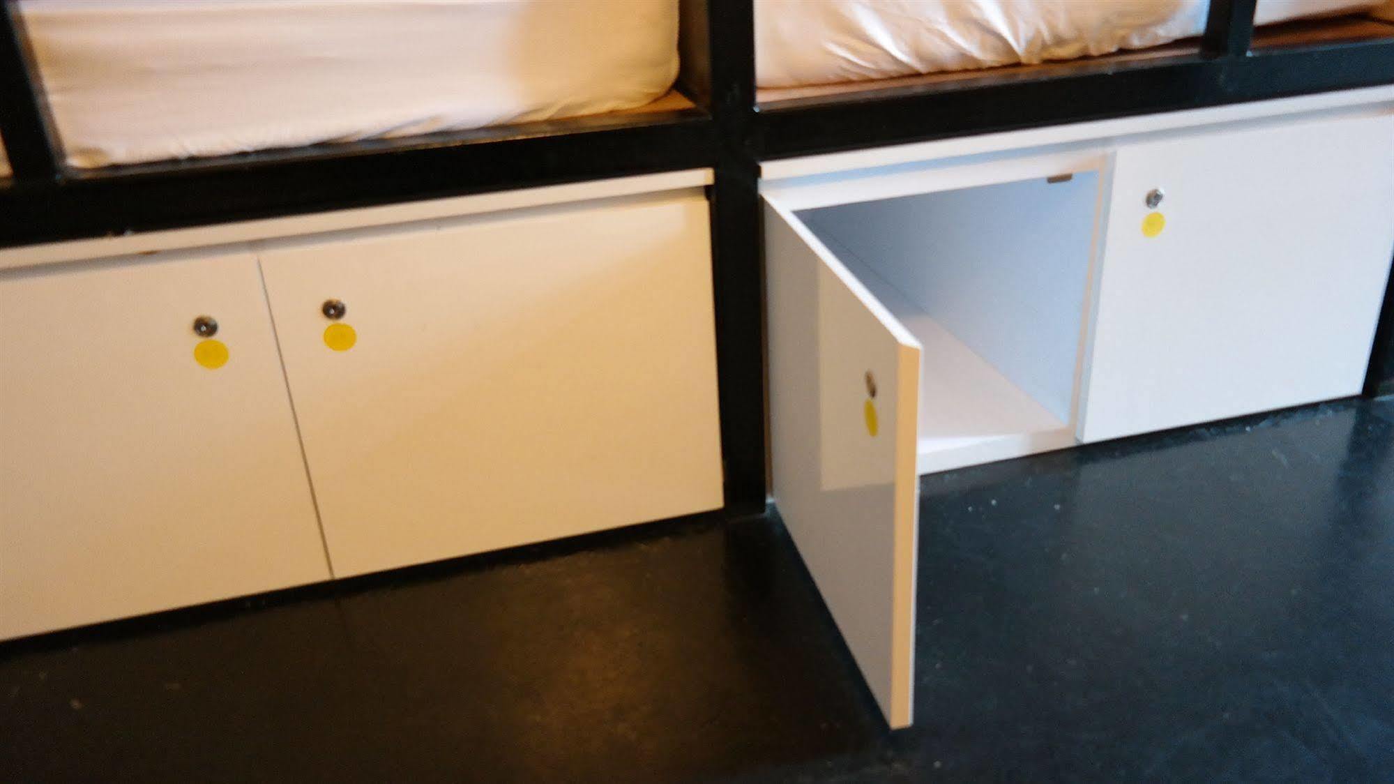 Plush Pods Hostel Szingapúr Kültér fotó