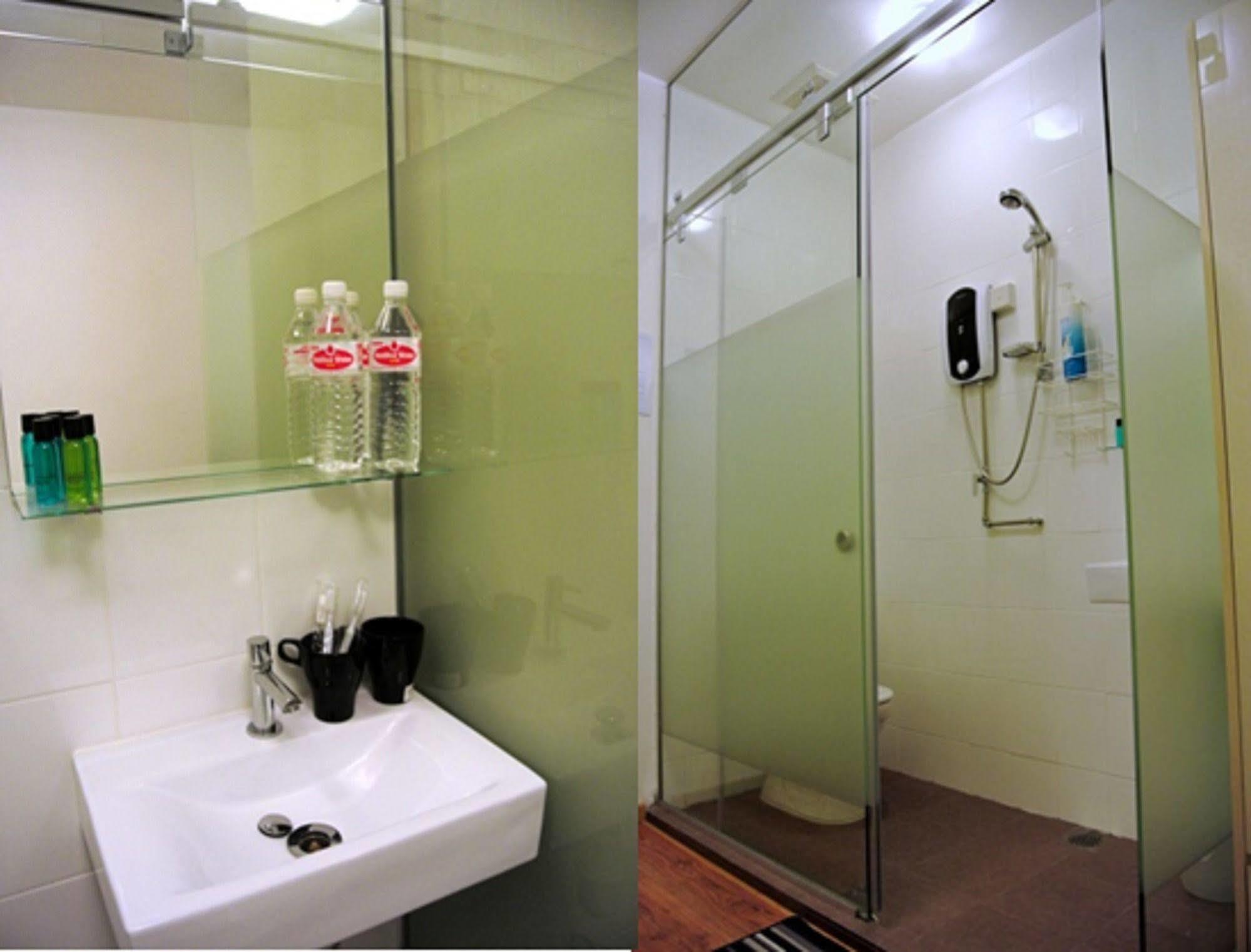 Plush Pods Hostel Szingapúr Kültér fotó