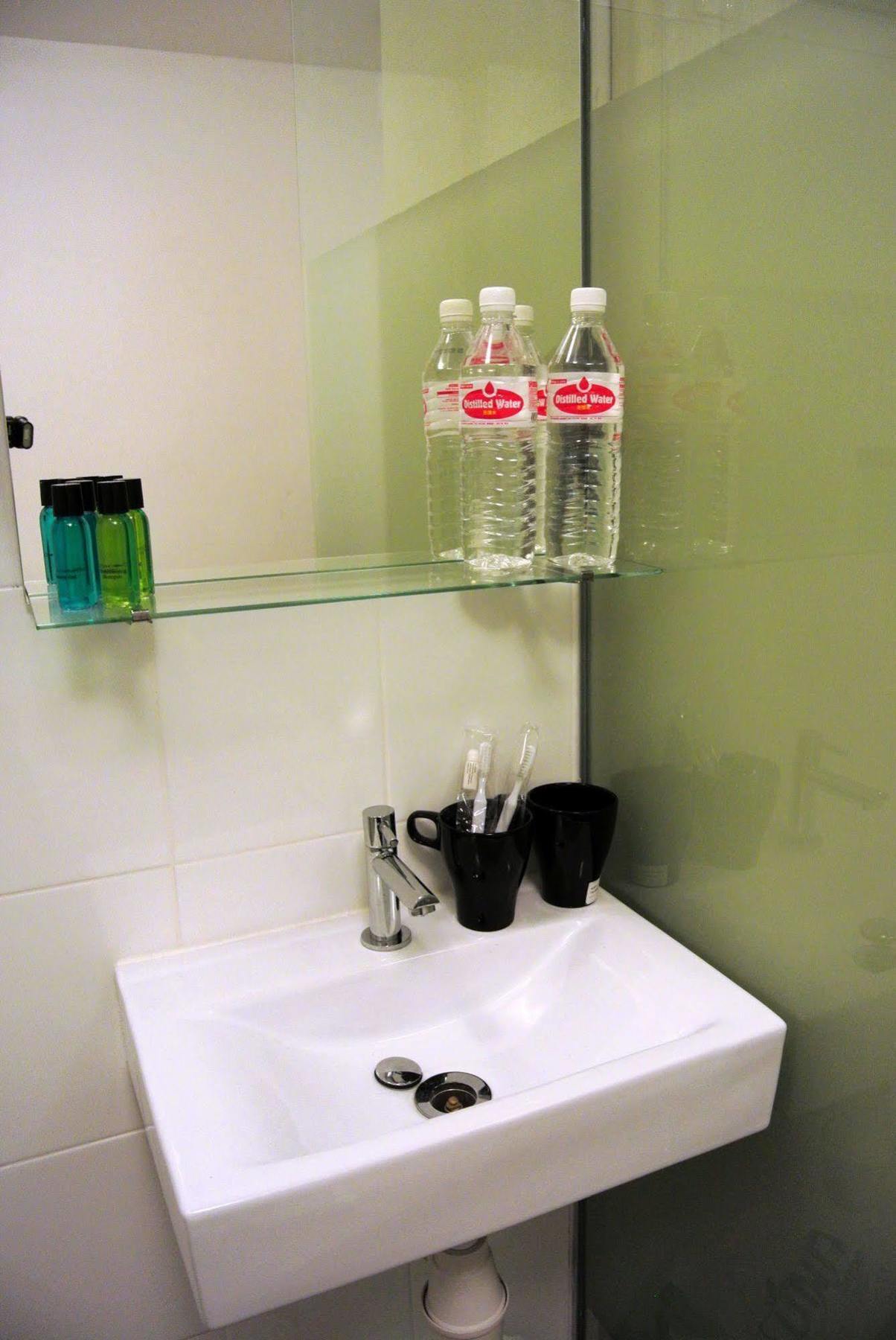 Plush Pods Hostel Szingapúr Kültér fotó
